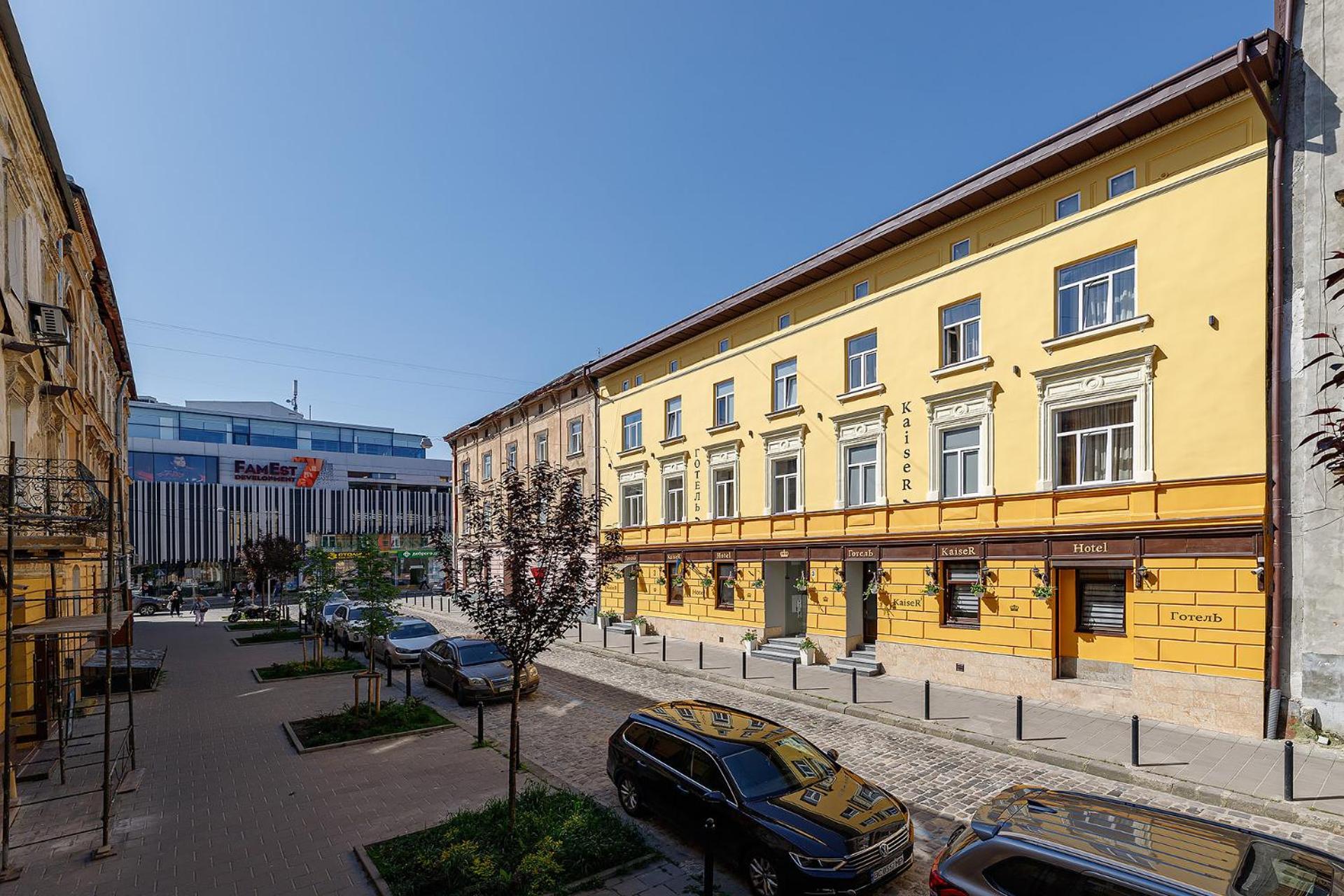 Готель Кайзер Економ Lviv Exterior foto